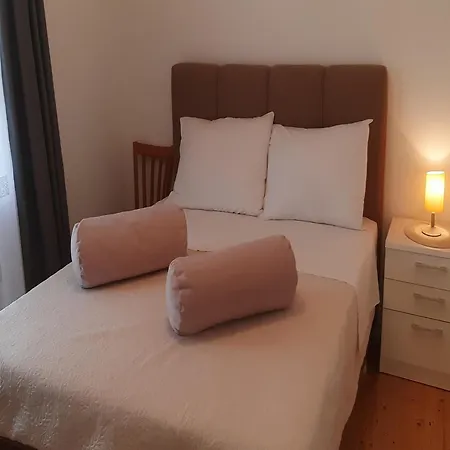 In Near Sandy Beaches, Cleaning Included Appartement Privlaka (Zadar)